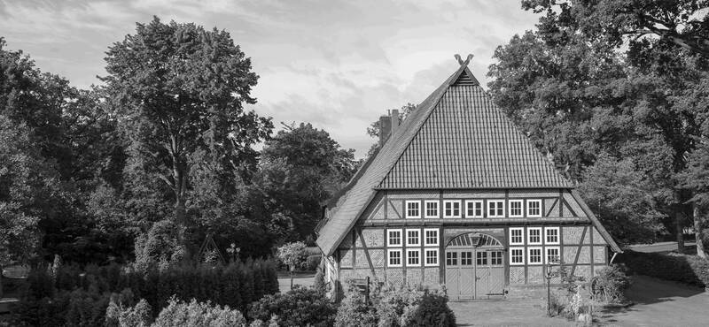 Lührnhof221grau (1800x1000)